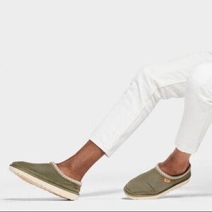 UGG Tasman Military Green Nylon Slipper Shoe Men’s Size 11